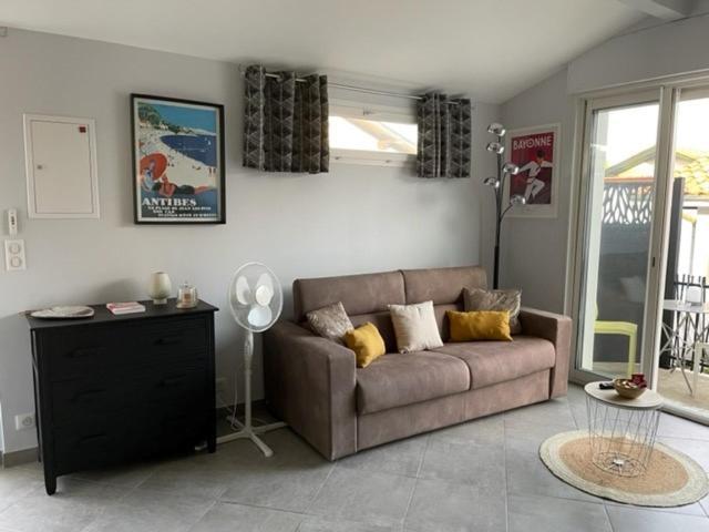 Charmant Studio Pouvant Accueillir 4 Personnes Appartement Anglet Buitenkant foto