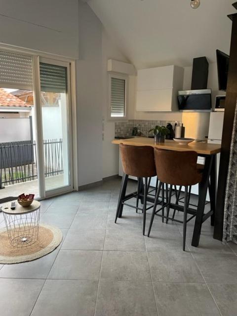 Charmant Studio Pouvant Accueillir 4 Personnes Appartement Anglet Buitenkant foto